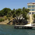 Sovalye Hotel